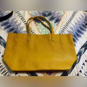 Kurt Geiger violet tote extra large in mustard